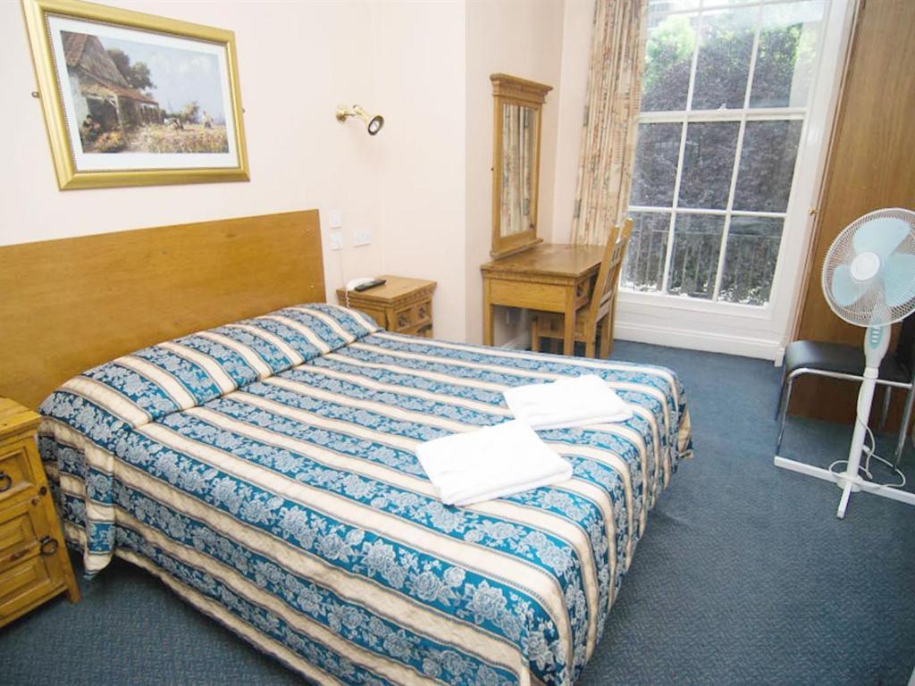 Normandie Hotel Londen Buitenkant foto